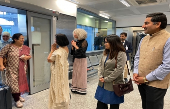 Visit of Hon'ble Union State Minister for Textiles and Railways Smt. Darshana Jardosh to Milan